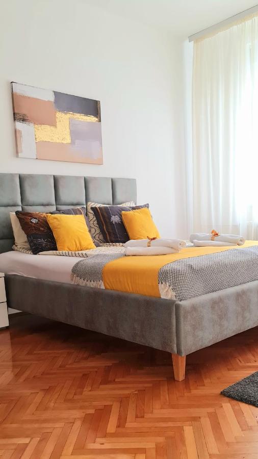 Downtown Star Apartment 베오그라드 외부 사진